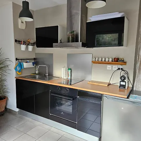 Cosy Climatise Dans Fermee